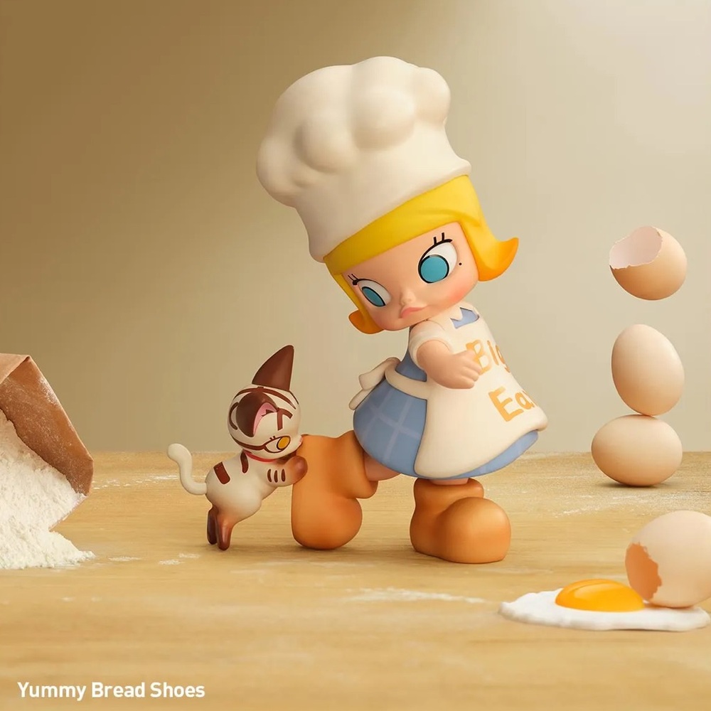PopMart - MOLLY Carb Lover Baking Time Series Yummy Bread Shoes